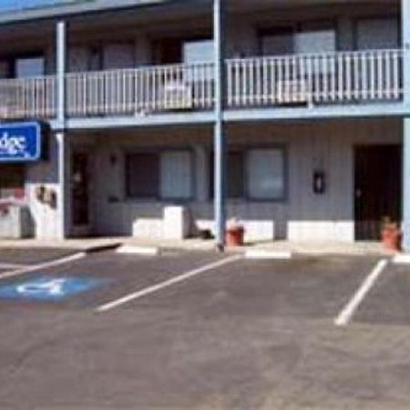 Travelodge By Wyndham Clearlake Bagian luar foto