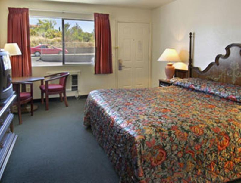 Travelodge By Wyndham Clearlake Bagian luar foto