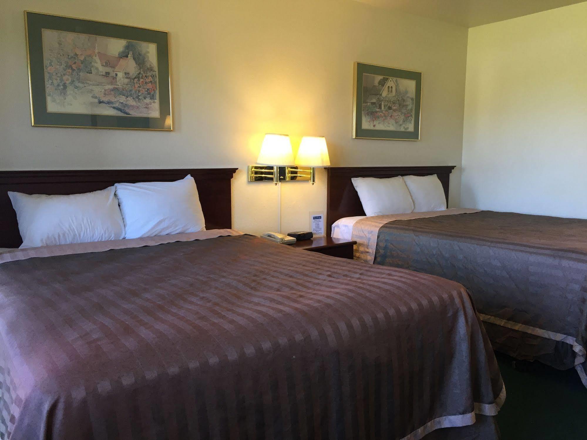 Travelodge By Wyndham Clearlake Bagian luar foto