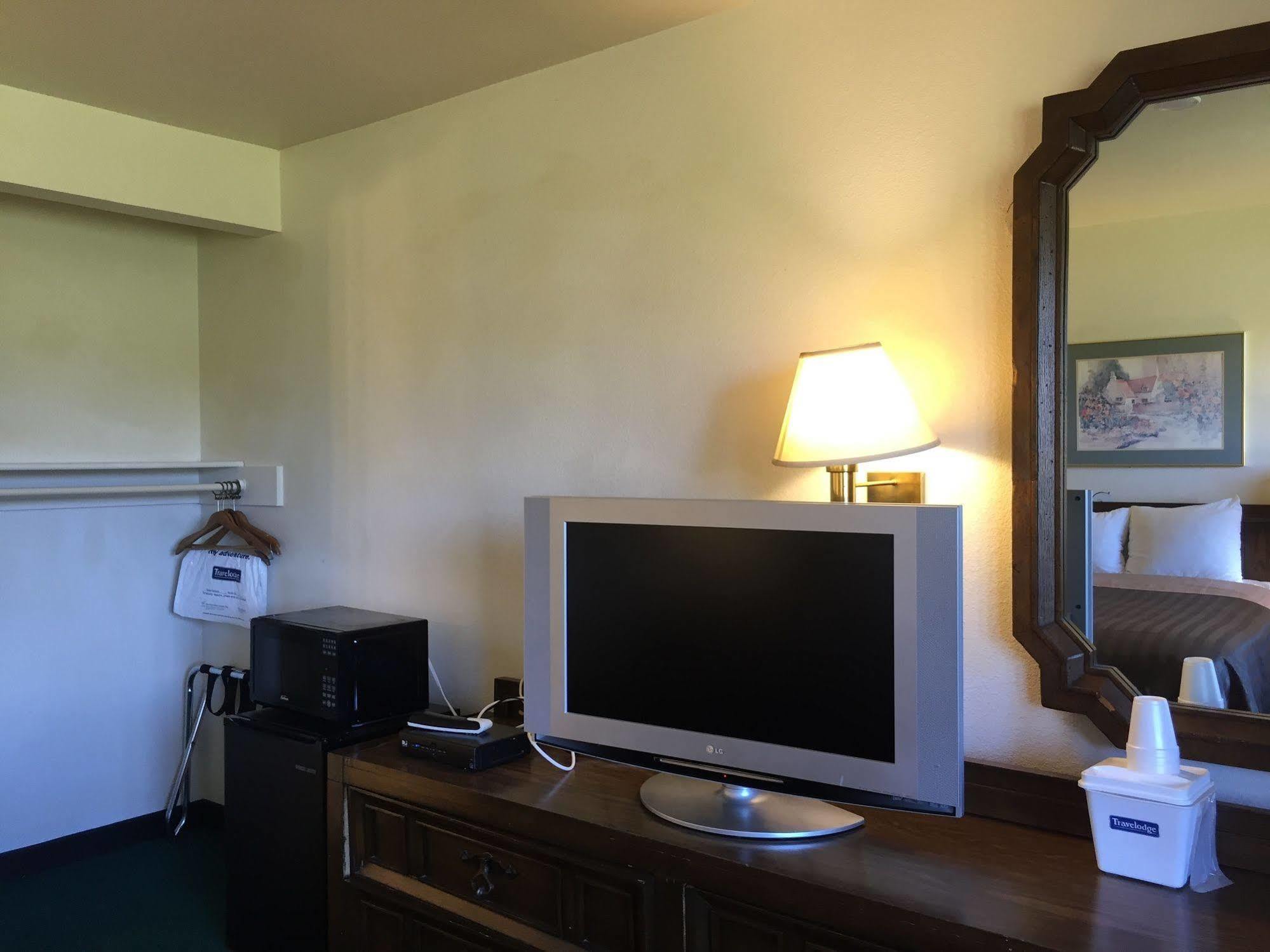 Travelodge By Wyndham Clearlake Bagian luar foto