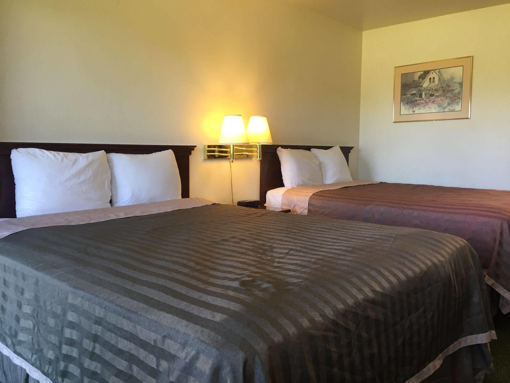 Travelodge By Wyndham Clearlake Bagian luar foto